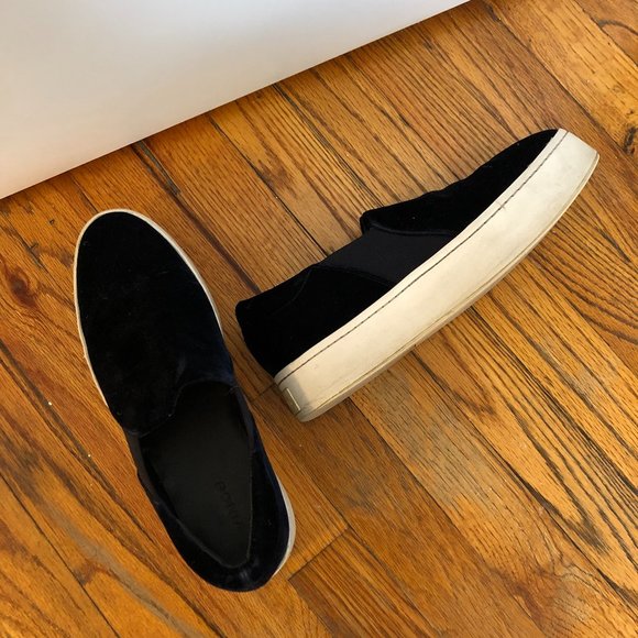 Vince Navy Velvet Slip-on Sneakers - Picture 2 of 4